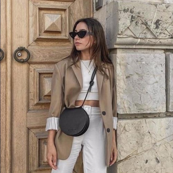 Melie Bianco Vegan Crossbody Bag - Picture 6 of 6